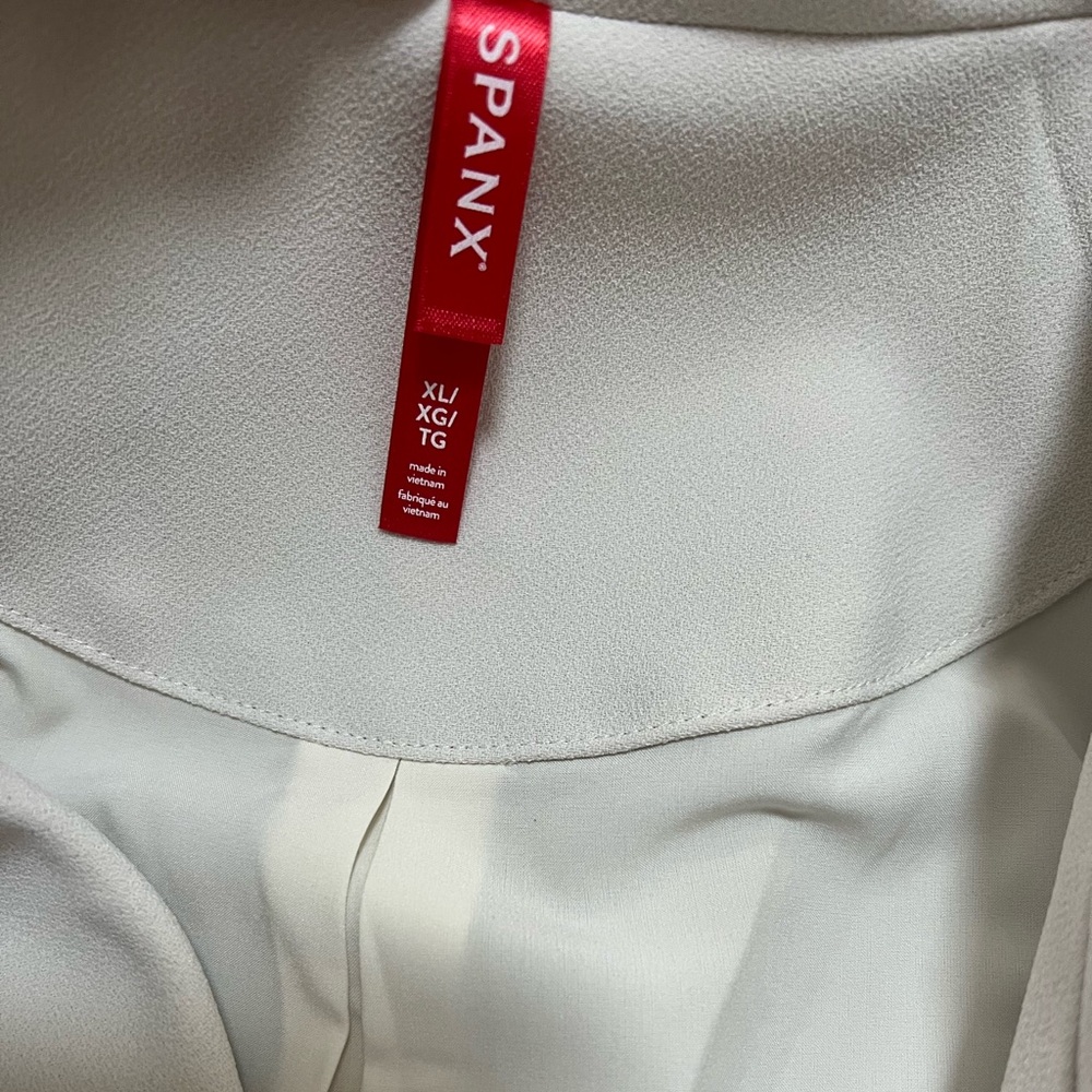 Spanx carefree parchment (cream) Crepe Wrap Blazer size XL - Picture 4 of 8